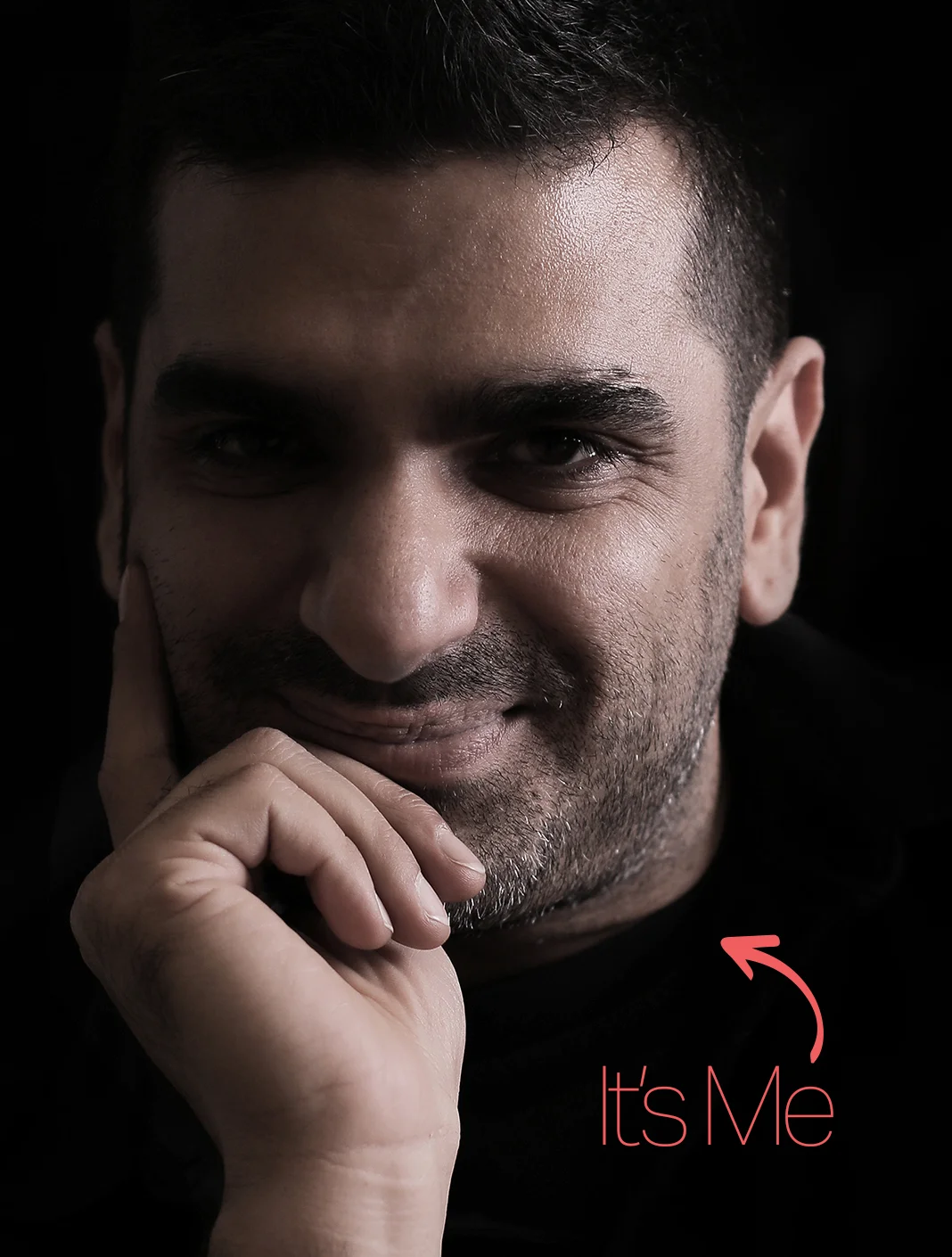 my image in black background appears when hover on Ahad Amiri text